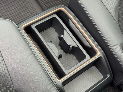 2024 Toyota Grand Highlander Hybrid MAX Limited — photo 18 view