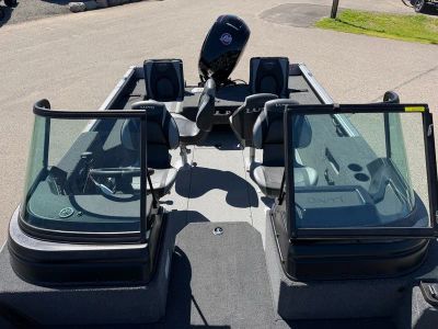 2026 Lund 1875 IMPACT XS — photo 14 view
