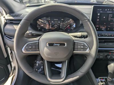 2026 Jeep Compass — photo 16 view