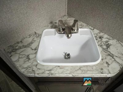 2021 Jayco Jay Flight SLX 8 - Photo 23