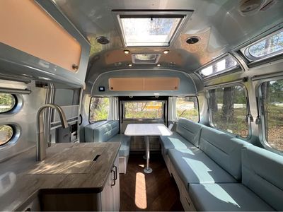 2026 Airstream International - Photo 7