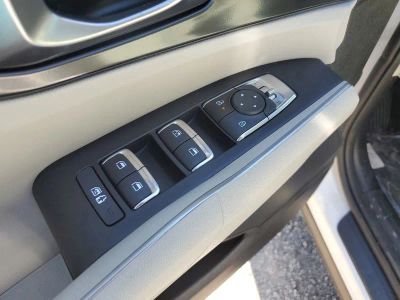 2025 Kia Sorento — photo 15 view