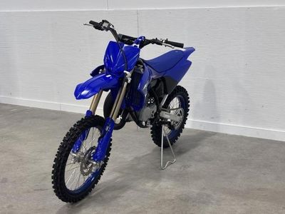 2026 Yamaha YZ85LW - Photo 3