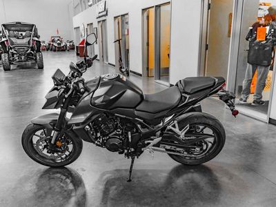 2025 Honda CB750 Hornet - Photo 6