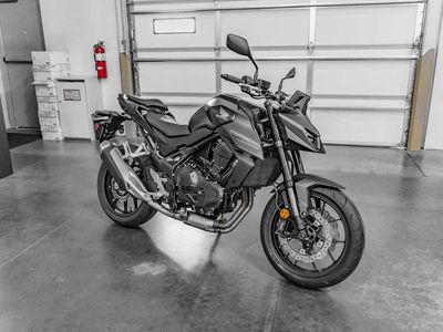 2025 Honda CB750 Hornet - Photo 2