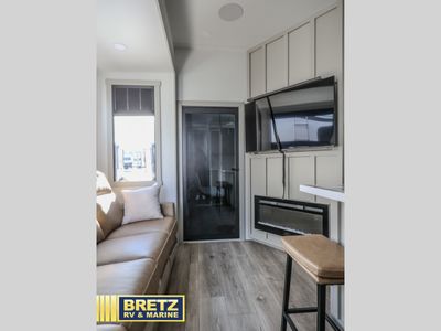 2026 Brinkley Model G - Photo 14