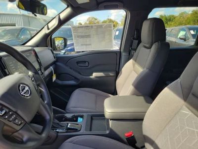 2026 Nissan Frontier — photo 8 view