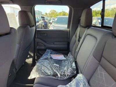 2026 Nissan Frontier — photo 24 view