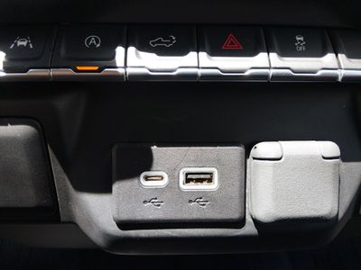 2023 GMC Sierra 1500 - Photo 18