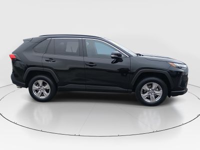 2024 Toyota RAV4 - Photo 8