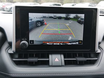 2024 Toyota RAV4 - Photo 16