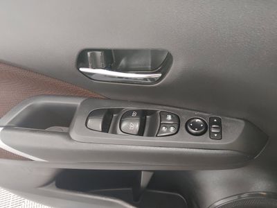 2024 Nissan Kicks - Photo 16