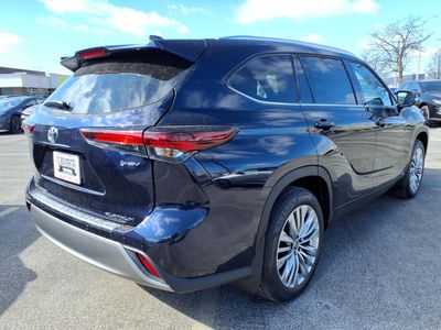 2026 Toyota Highlander Hybrid - Photo 7