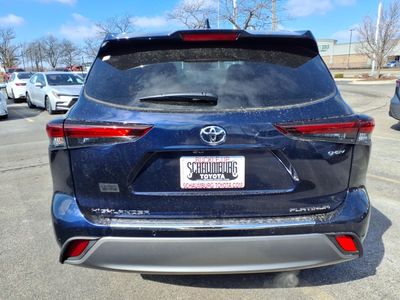 2026 Toyota Highlander Hybrid - Photo 6