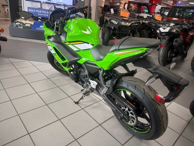 2025 Kawasaki Ninja 650 KRT Edition ABS - Photo 3