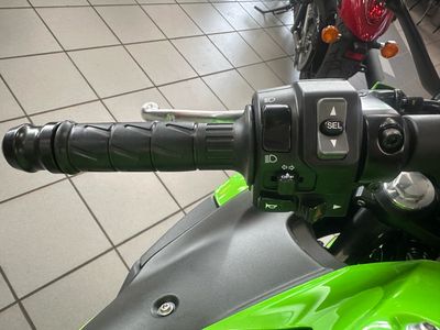2025 Kawasaki Ninja 650 KRT Edition ABS - Photo 6