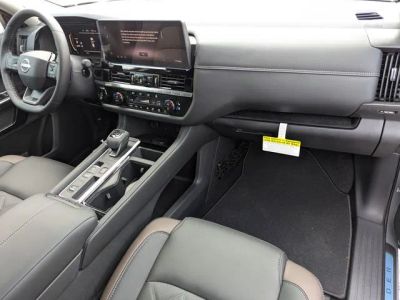 2026 Nissan Pathfinder — photo 12 view
