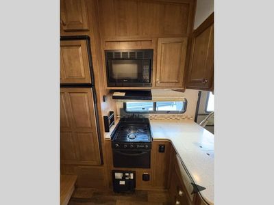 2017 Forest River RV Rockwood Signature Ultra Lite - Photo 30