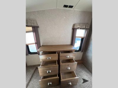 2017 Forest River RV Rockwood Signature Ultra Lite - Photo 73
