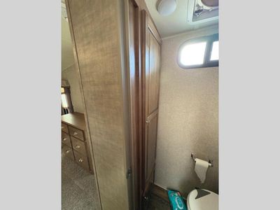 2017 Forest River RV Rockwood Signature Ultra Lite - Photo 62