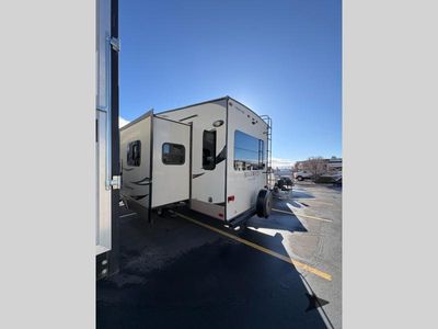 2017 Forest River RV Rockwood Signature Ultra Lite - Photo 13
