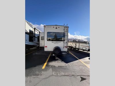 2017 Forest River RV Rockwood Signature Ultra Lite - Photo 14
