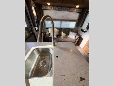 2017 Forest River RV Rockwood Signature Ultra Lite - Photo 41