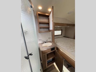 2017 Forest River RV Rockwood Signature Ultra Lite - Photo 65