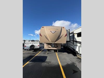 2017 Forest River RV Rockwood Signature Ultra Lite - Photo 3