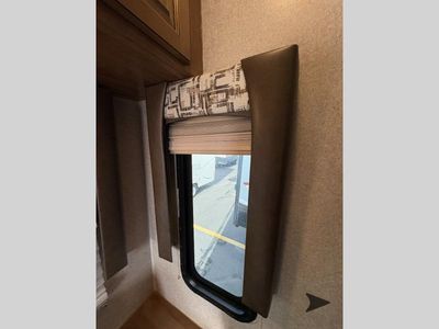 2017 Forest River RV Rockwood Signature Ultra Lite - Photo 28