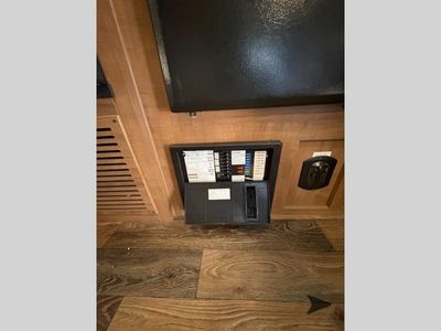 2017 Forest River RV Rockwood Signature Ultra Lite - Photo 38