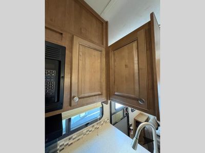 2017 Forest River RV Rockwood Signature Ultra Lite - Photo 31