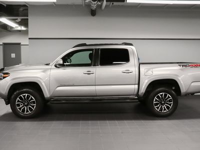 2023 Toyota Tacoma - Photo 2