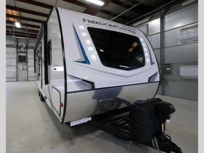 2022 Coachmen RV Freedom Express - Photo 1