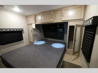 2022 Coachmen RV Freedom Express - Photo 4