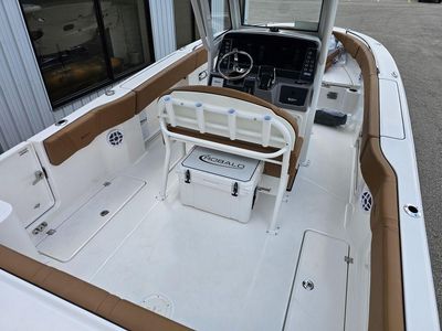 2025 Robalo R250 - Photo 5