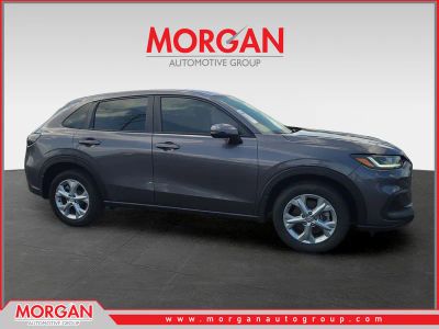 2023 Honda HR-V LX — front three-quarter view