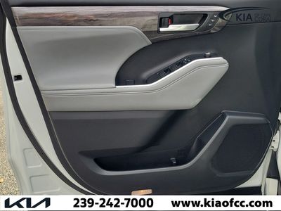 2021 Toyota Highlander - Photo 27