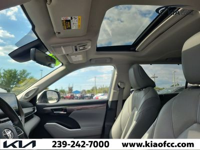 2021 Toyota Highlander - Photo 24