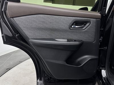 2023 Nissan Rogue - Photo 23