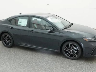 2026 Toyota Camry - Photo 32