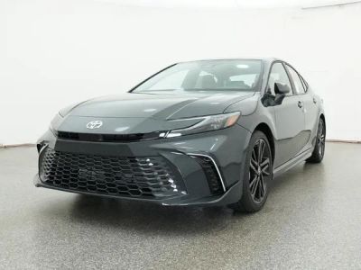 2026 Toyota Camry - Photo 16