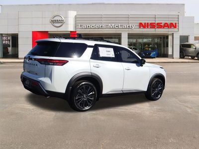 2026 Nissan Pathfinder - Photo 3