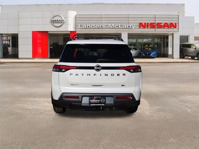 2026 Nissan Pathfinder - Photo 4