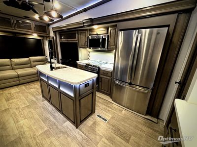 2022 Keystone Montana - Photo 17