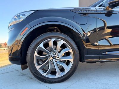 2023 Lincoln Aviator Plug-In Hybrid - Photo 9