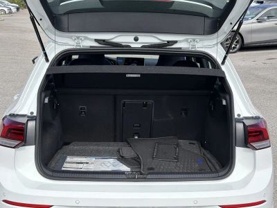 2025 Volkswagen Golf R — photo 11 view