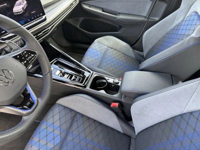 2025 Volkswagen Golf R — photo 20 view