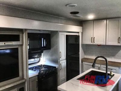 2026 Jayco Eagle HT - Photo 8