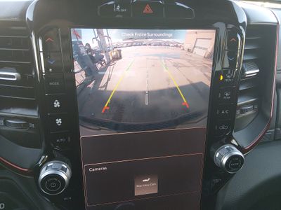 2025 Ram 1500 — photo 17 view